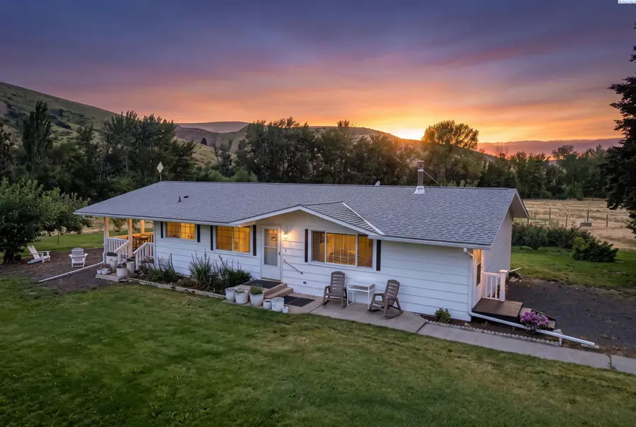 100 Vernon Lane, Dayton, WA 99328 - #2