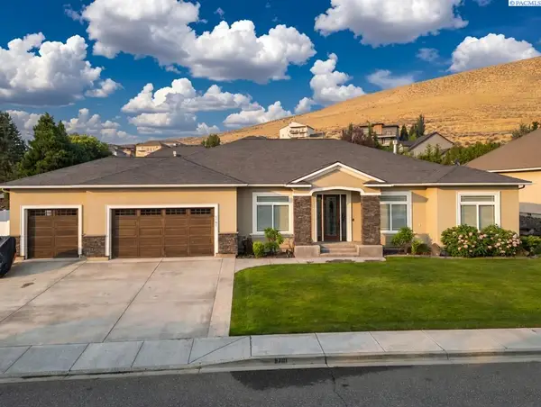 5701 Kenra Lp, West Richland, WA 99353