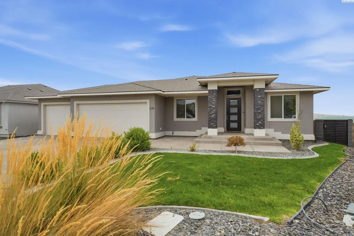 528 Athens, West Richland, WA 99353 - #1