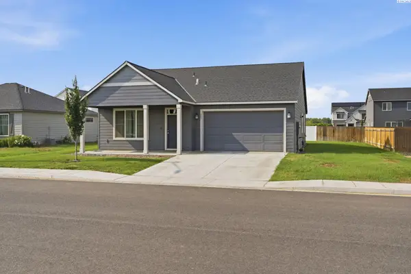 403 Emerald Ave, Grandview, WA 98930