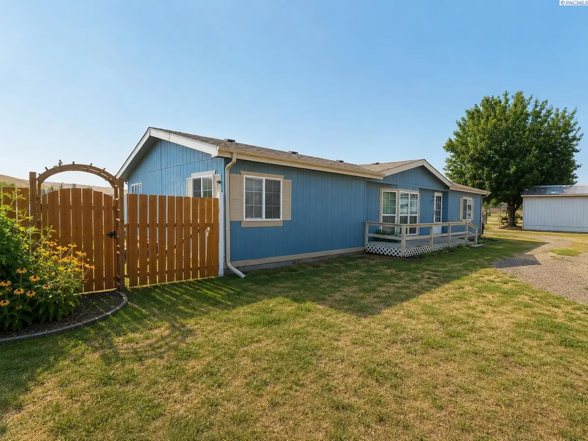 81 Morrow St, Endicott, WA 99125 - #1
