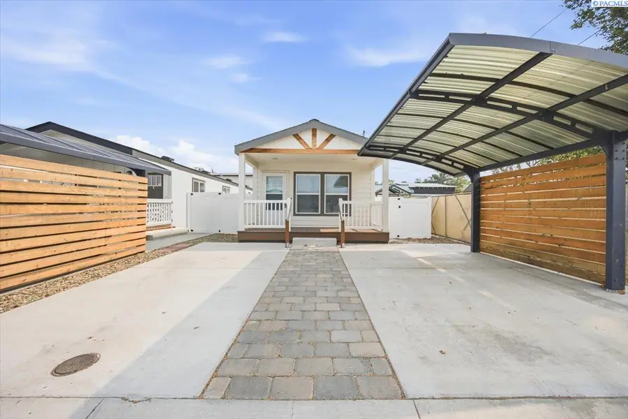 1119 N Harrison Pl, Kennewick, WA 99336 - #2