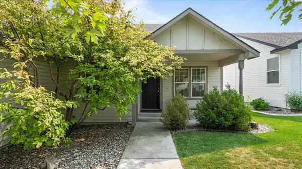 146 Henley Dr, Pasco, WA 99301