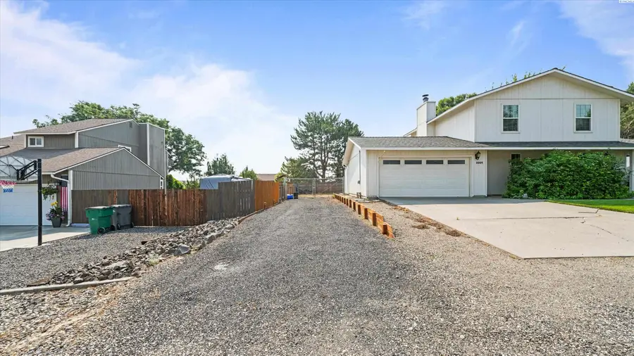 5001 S Dayton Pl, Kennewick, WA 99337 - #3