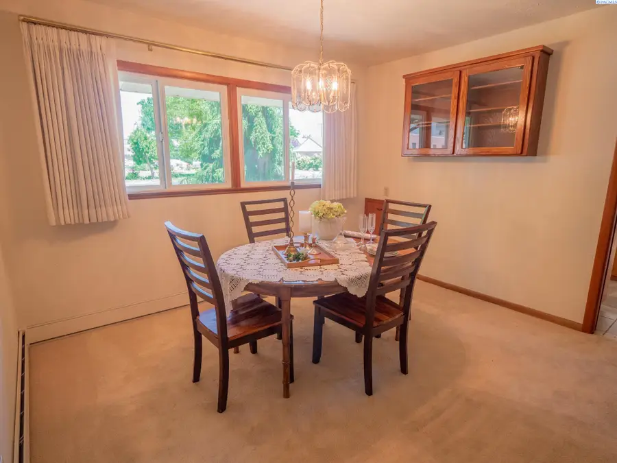 1021 Prosser Ave, Prosser, WA 99350-0000 - #3