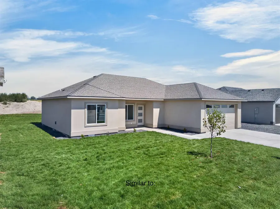101 Olivera St., Grandview, WA 98930 - #2