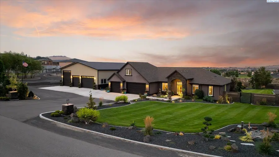 13605 S Maso Prse, Kennewick, WA 99338 - #2