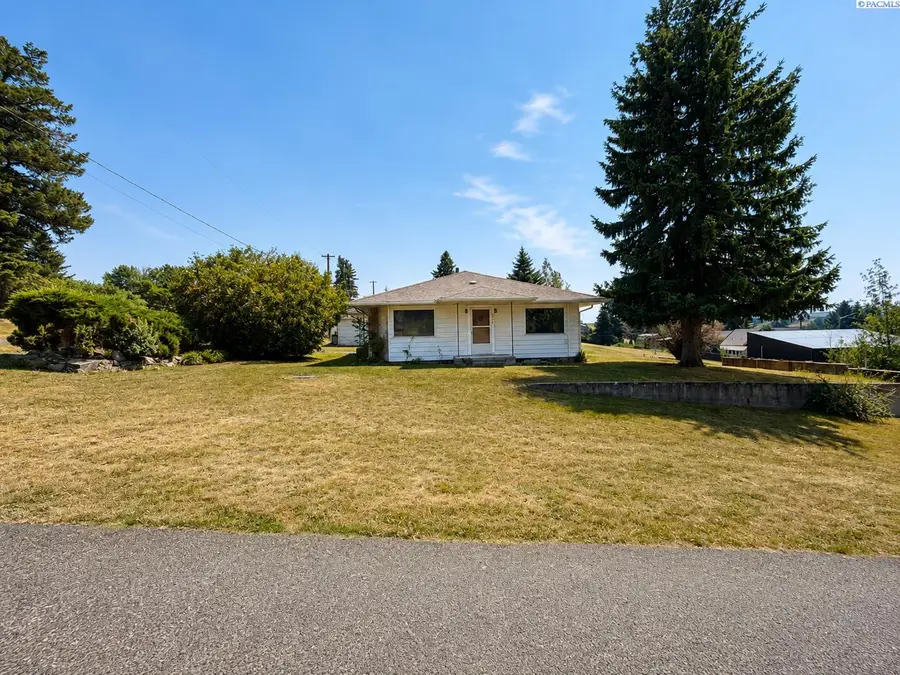 308 E Church Street, Uniontown, WA 99179 - #2