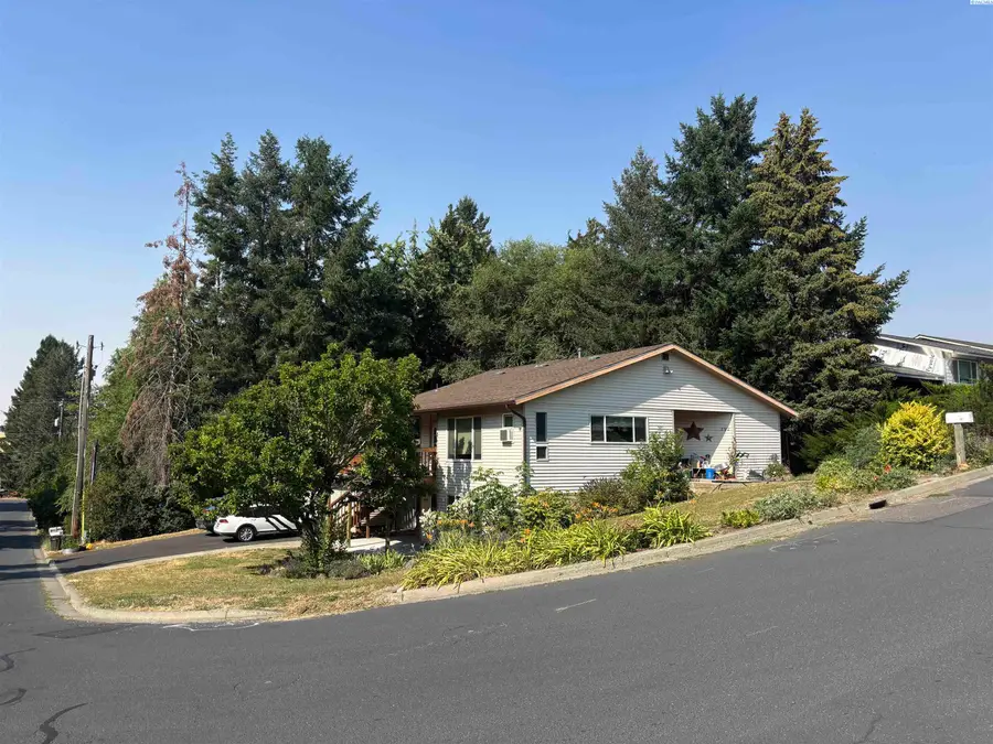 292 NW Sunrise Dr, Pullman, WA 99163 - #2
