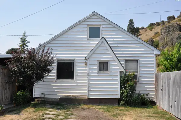 105 E 7th Street, Colfax, WA 99111