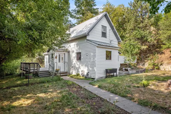 811 Almota Rd, Colfax, WA 99111
