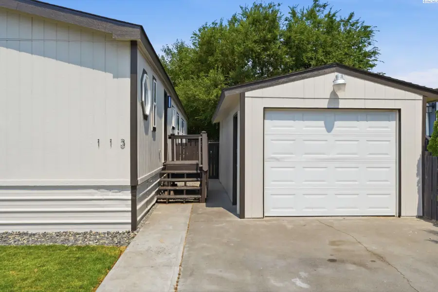 2105 N Steptoe St. #113 #113, Kennewick, WA 99336 - #2