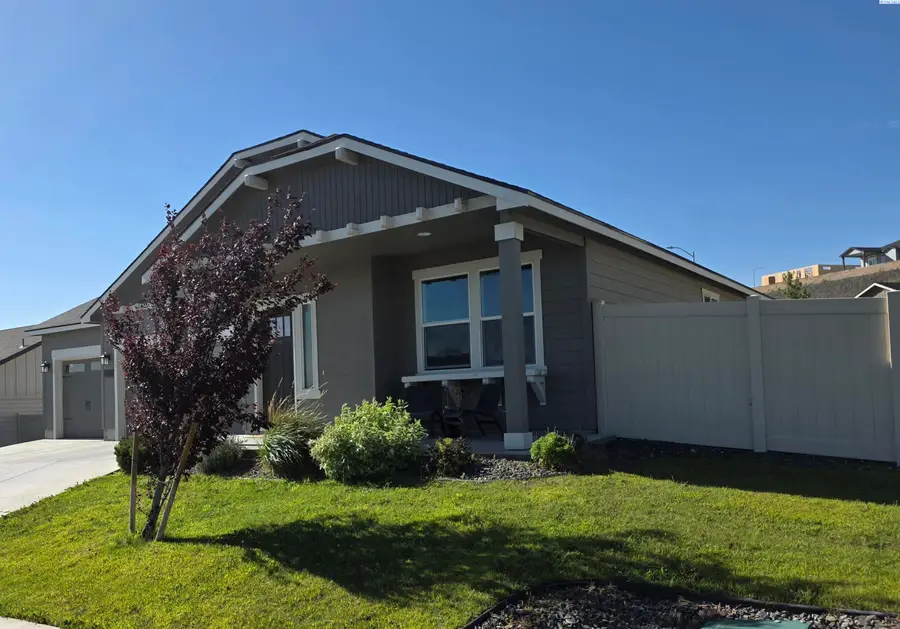 6824 W 27th Ave, Kennewick, WA 99338 - #2