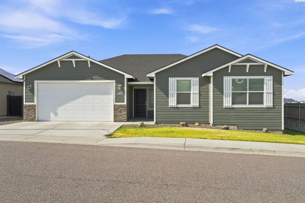 6018 W 41st Ave, Kennewick, WA 99338 - #1