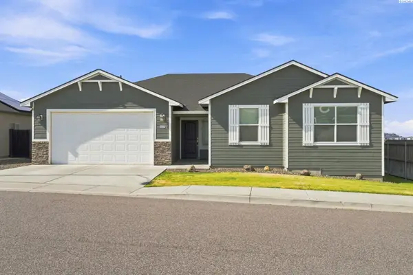 6018 W 41st Ave, Kennewick, WA 99338