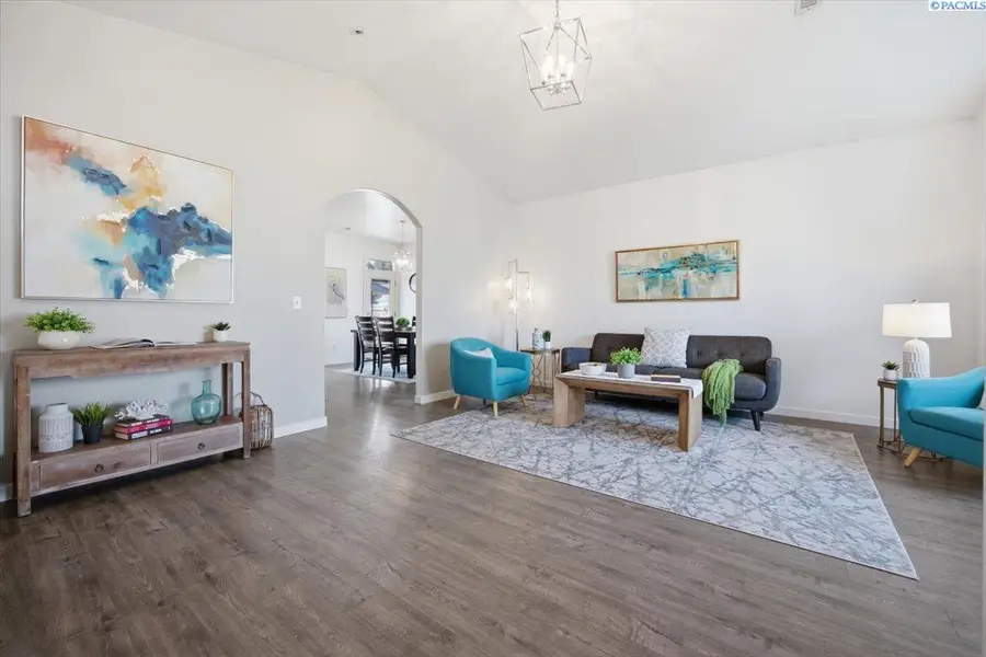 5406 Grant Ln, Pasco, WA 99301 - #3