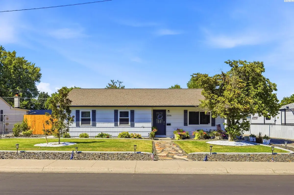 2006 Tinkle St, Richland, WA 99354 - #1