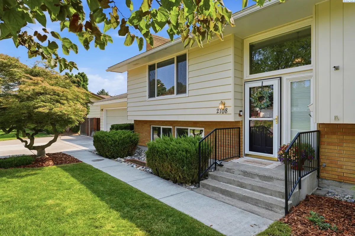 2108 Hoxie Ave, Richland, WA 99354 - #1