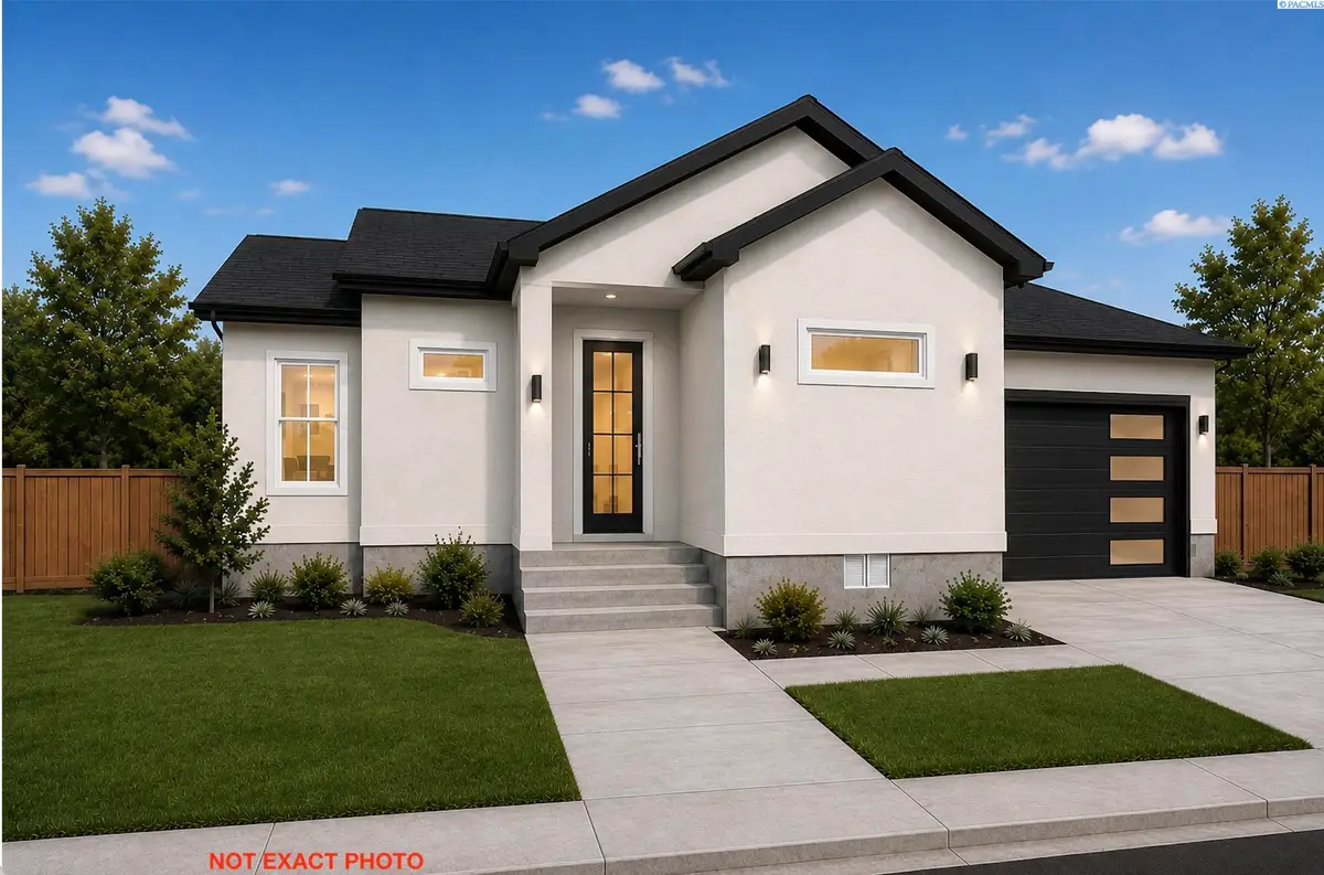 409 Victoria St, Sunnyside, WA 98944 - #1