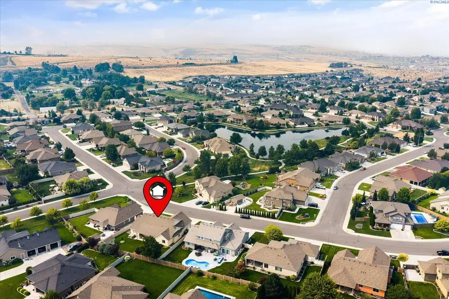 511 S Hawaii St, Kennewick, WA 99336 - #2