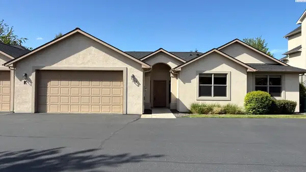 3710 Canyon Lakes Dr K-102, Kennewick, WA 99337