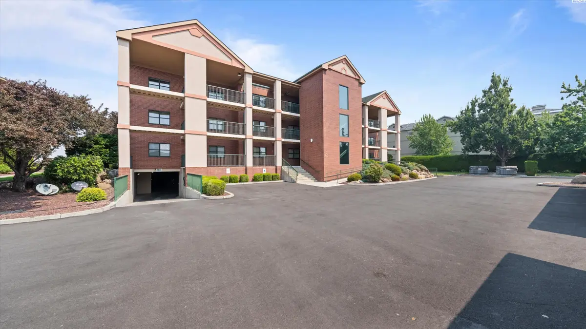 300 Columbia Point Drive #C303, Richland, WA 99352 - #1