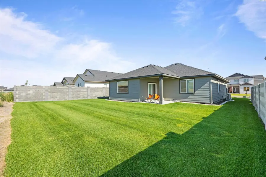 3605 Morningside Parkway, Richland, WA 99352 - #3