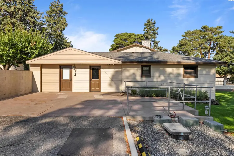 1229 N Yost, Kennewick, WA 99336 - #3