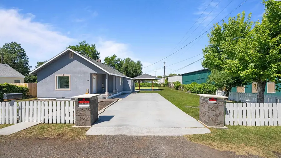 20 S Quincy St., Kennewick, WA 99336 - #2
