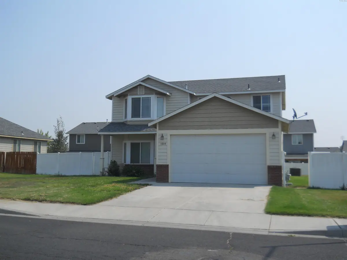 1608 Bountiful Avenue, Sunnyside, WA 98944 - #1