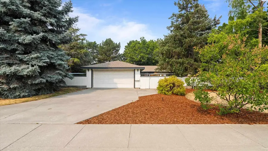 2407 Michael Ave, Richland, WA 99352 - #2
