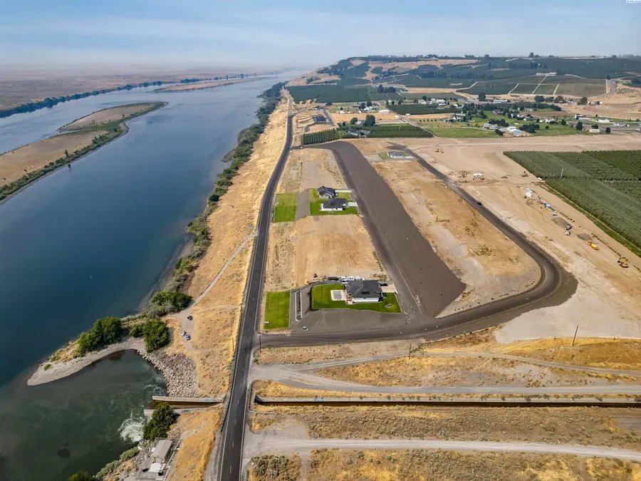 199 Panoramic Drive [14], Pasco, WA 99301 - #2