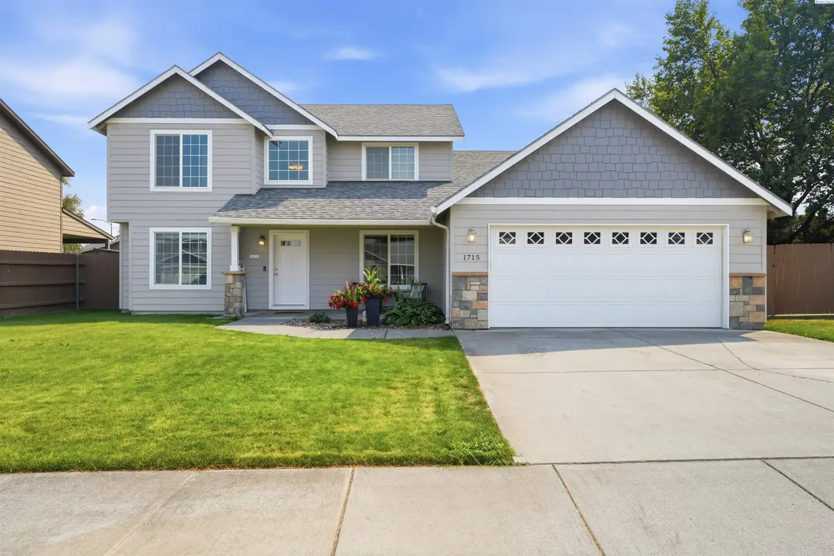 1715 W 40th, Kennewick, WA 99337 - #1