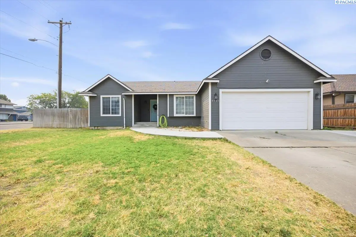 4501 W Grand Ronde Ave, Kennewick, WA 99336 - #1