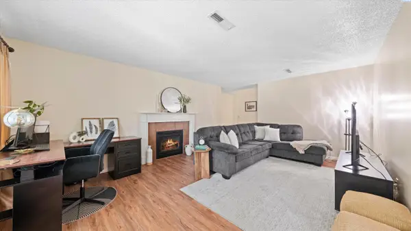 2912 W Hood Ave #C103, Kennewick, WA 99336