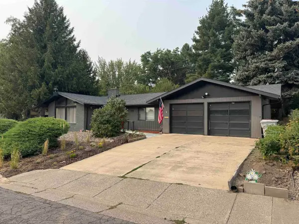 320 SE Nebraska, Pullman, WA 99163