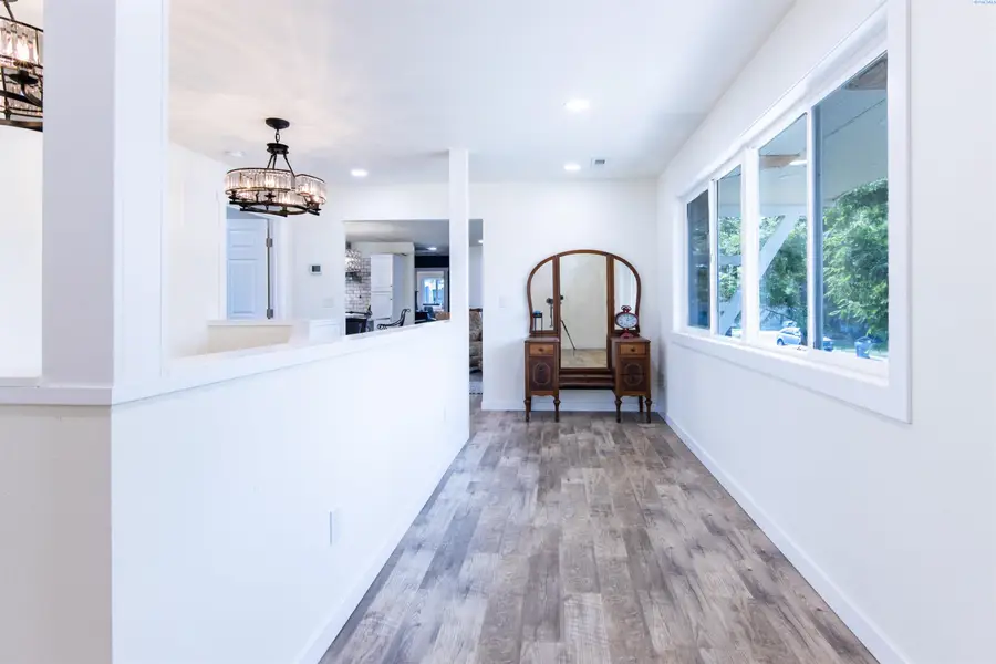 1708 Hunt Ave, Richland, WA 99354 - #2