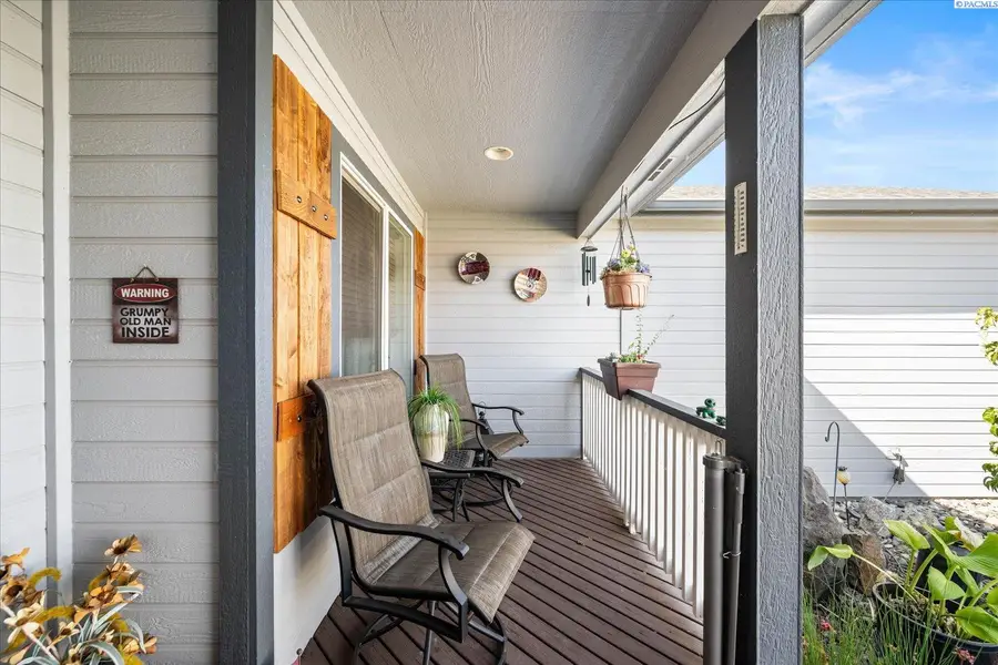 505 Paver Ct, Benton City, WA 99320 - #3