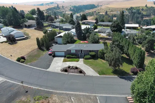 611 E Valleyview, Colfax, WA 99111