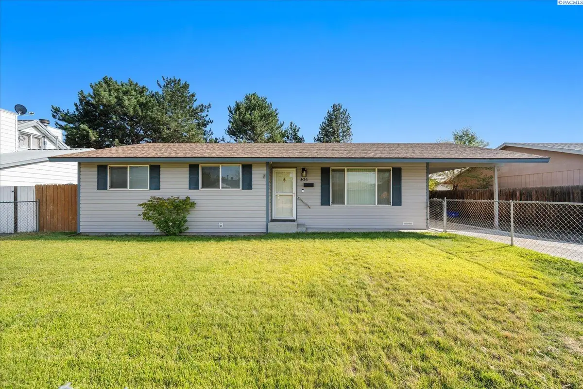 431 W 10th Ave, Kennewick, WA 99336 - #1