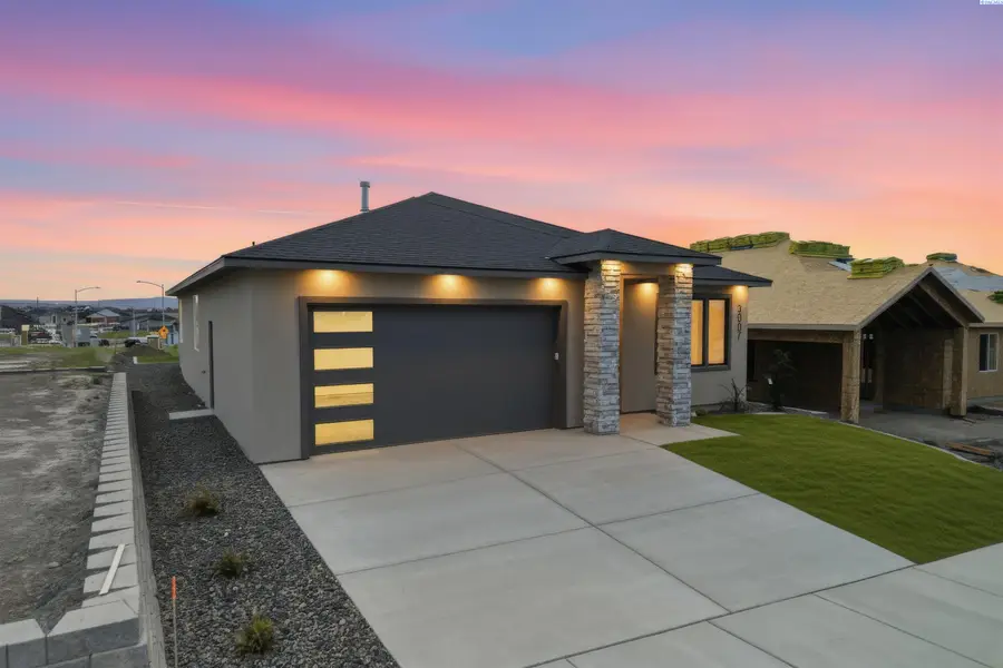 3007 Meadowlark Ave, Richland, WA 99352 - #2