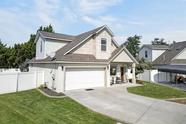 1312 N 37th Ct, Pasco, WA 99301