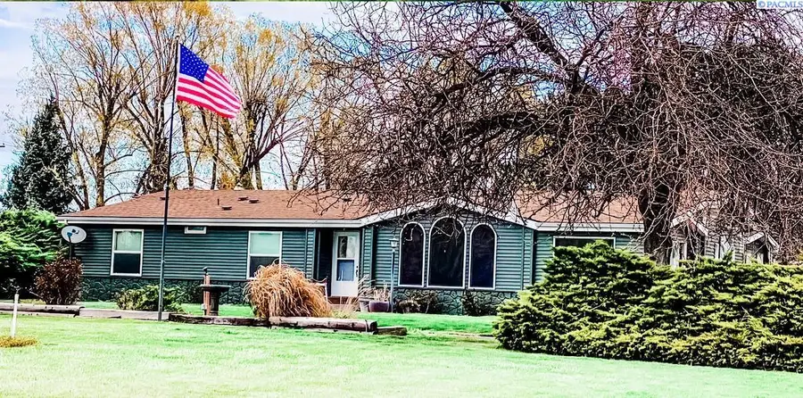 21 Honeysuckle Rd, Pasco, WA 99301 - #3