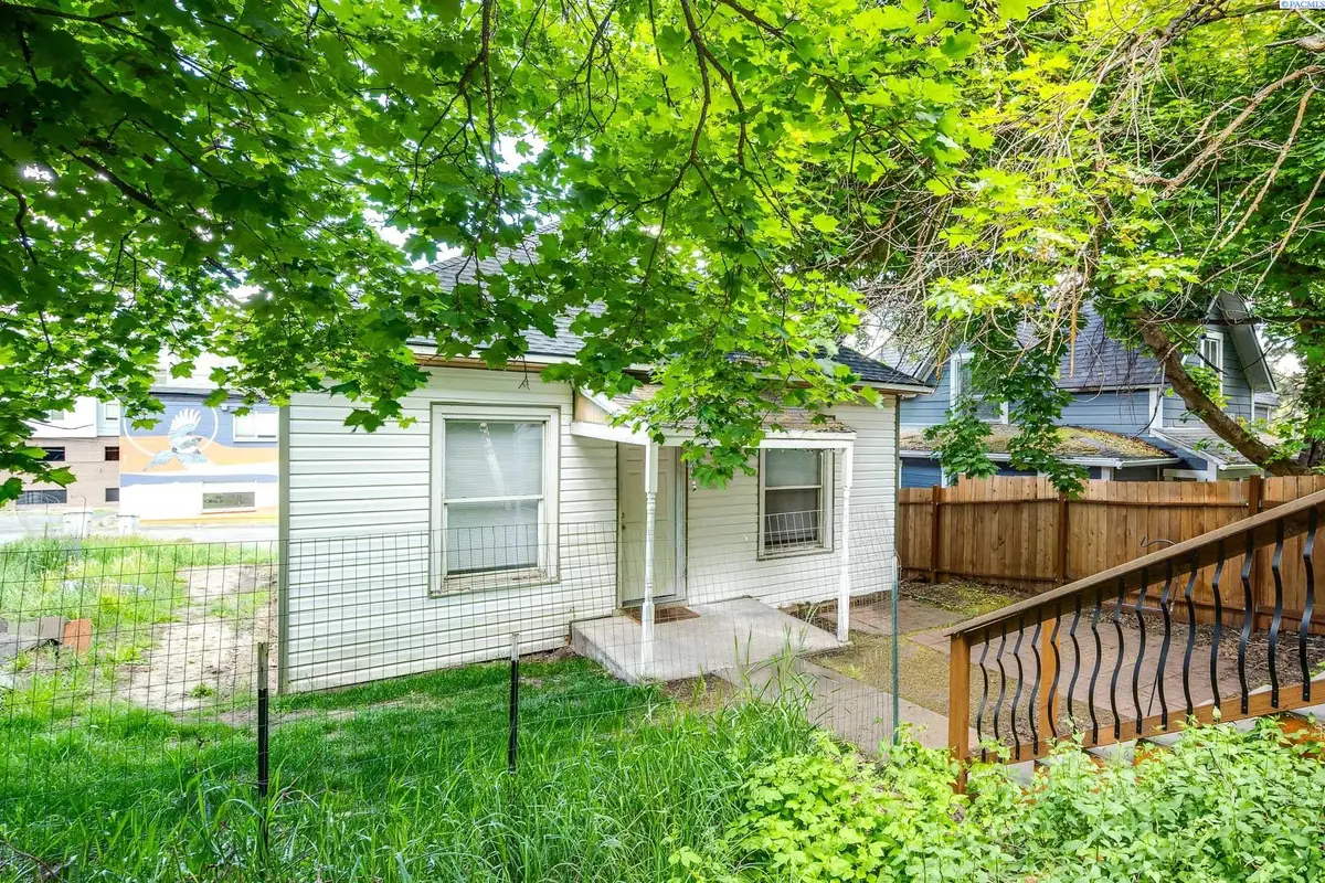 225 SE Spring St, Pullman, WA 99163 - #1