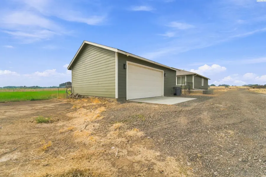 11617 Missimer Rd, Prosser, WA 99350 - #2