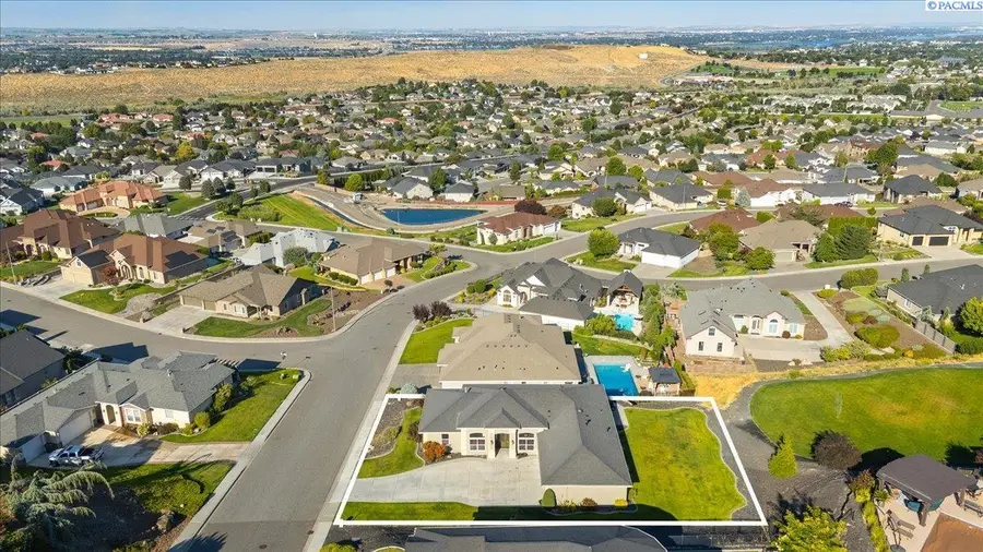 623 Big Sky Dr, Richland, WA 99352 - #3