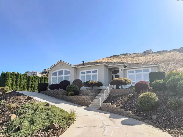 231 Meadowridge Loop, Richland, WA 99352