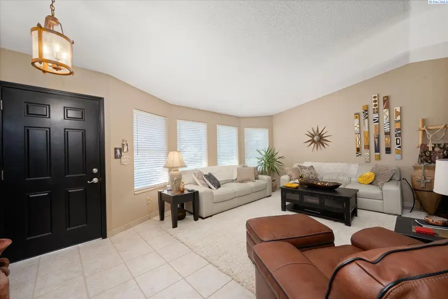 4603 Hilltop, Pasco, WA 99301 - #3