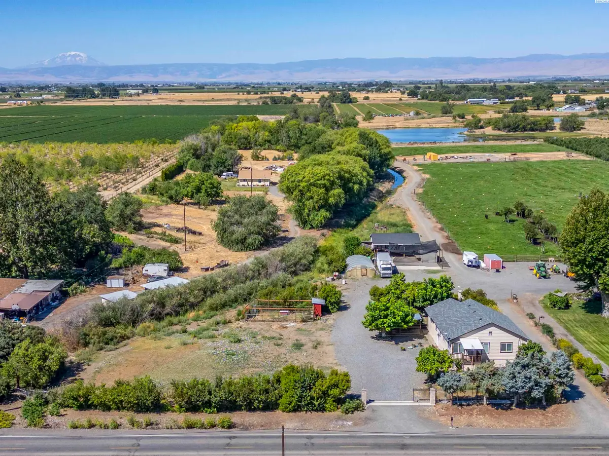 1180 S Wapato Road, Wapato, WA 98951 - #1