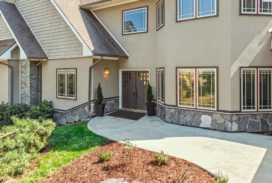 651 Klemgard Road, Pullman, WA 99163 - #2
